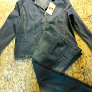 SOLD! NOT AVAILABLE! Jean Set, New, Plus Size Final Sale Reduction $30.